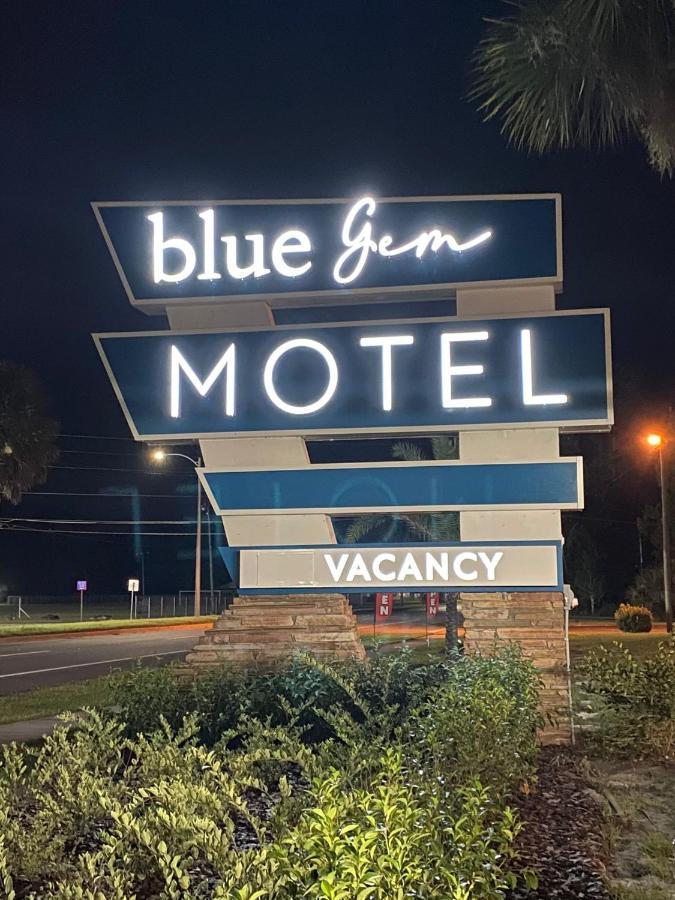 Bluegem Motel *